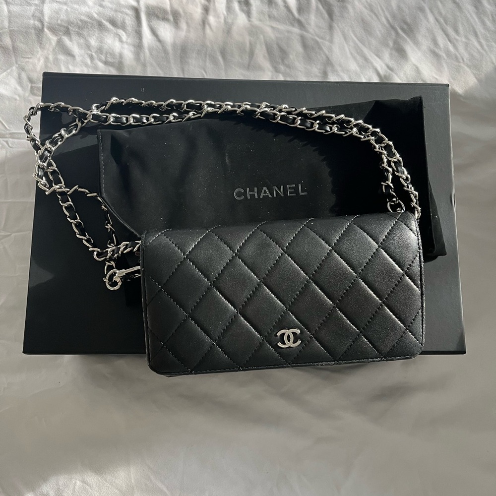 Chanel Quilted Lambskin Crossbody Wallet on Chain Black